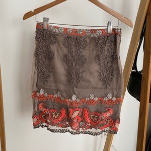 Embroidered Mesh Pencil Skirt